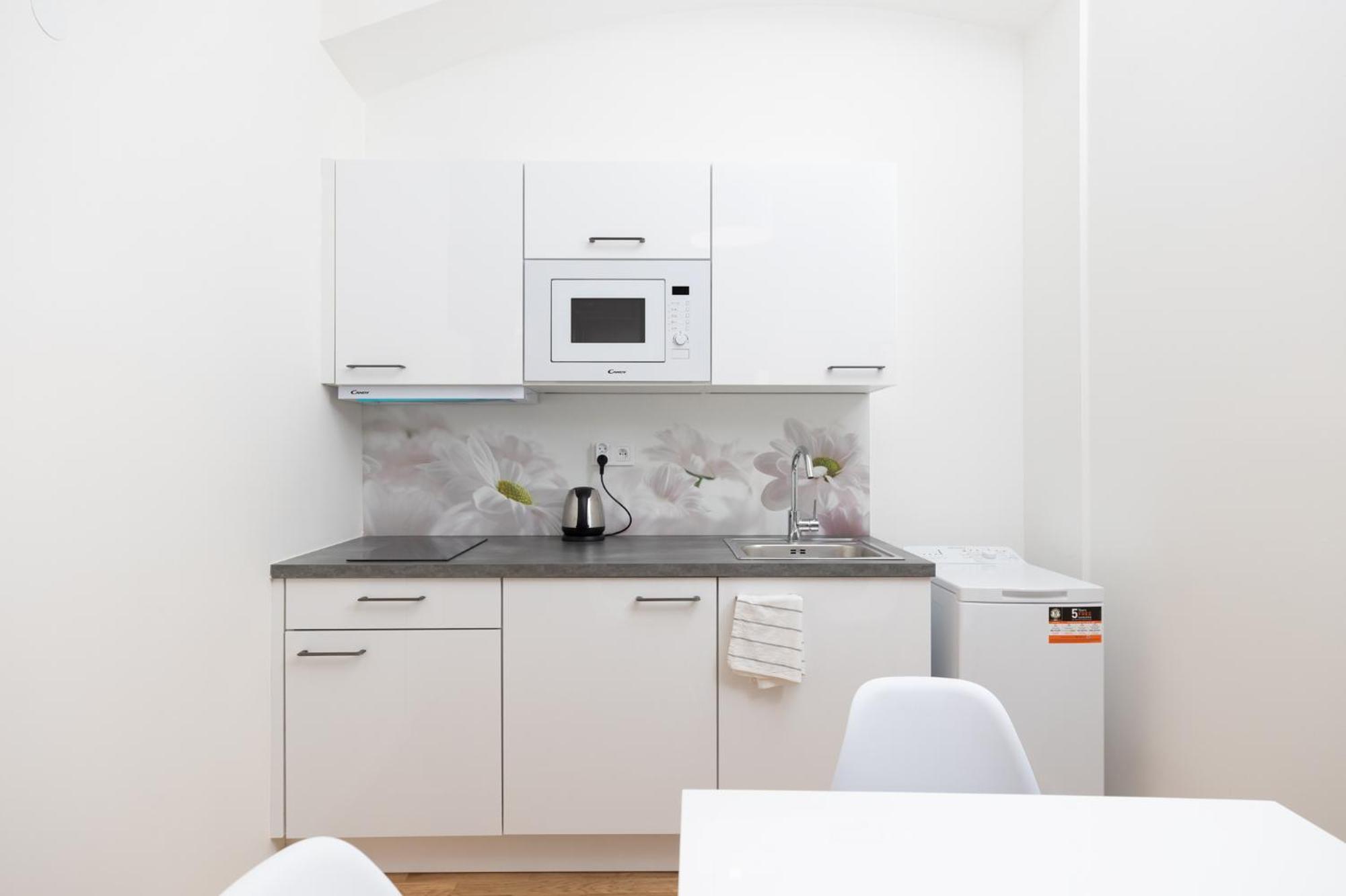 Apartment Petrska Praag Buitenkant foto